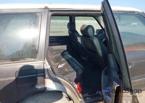 2002 Land Rover Range Rover 4.6 Hse z USA, uszkodzony, nr VIN SALPM16462A465777